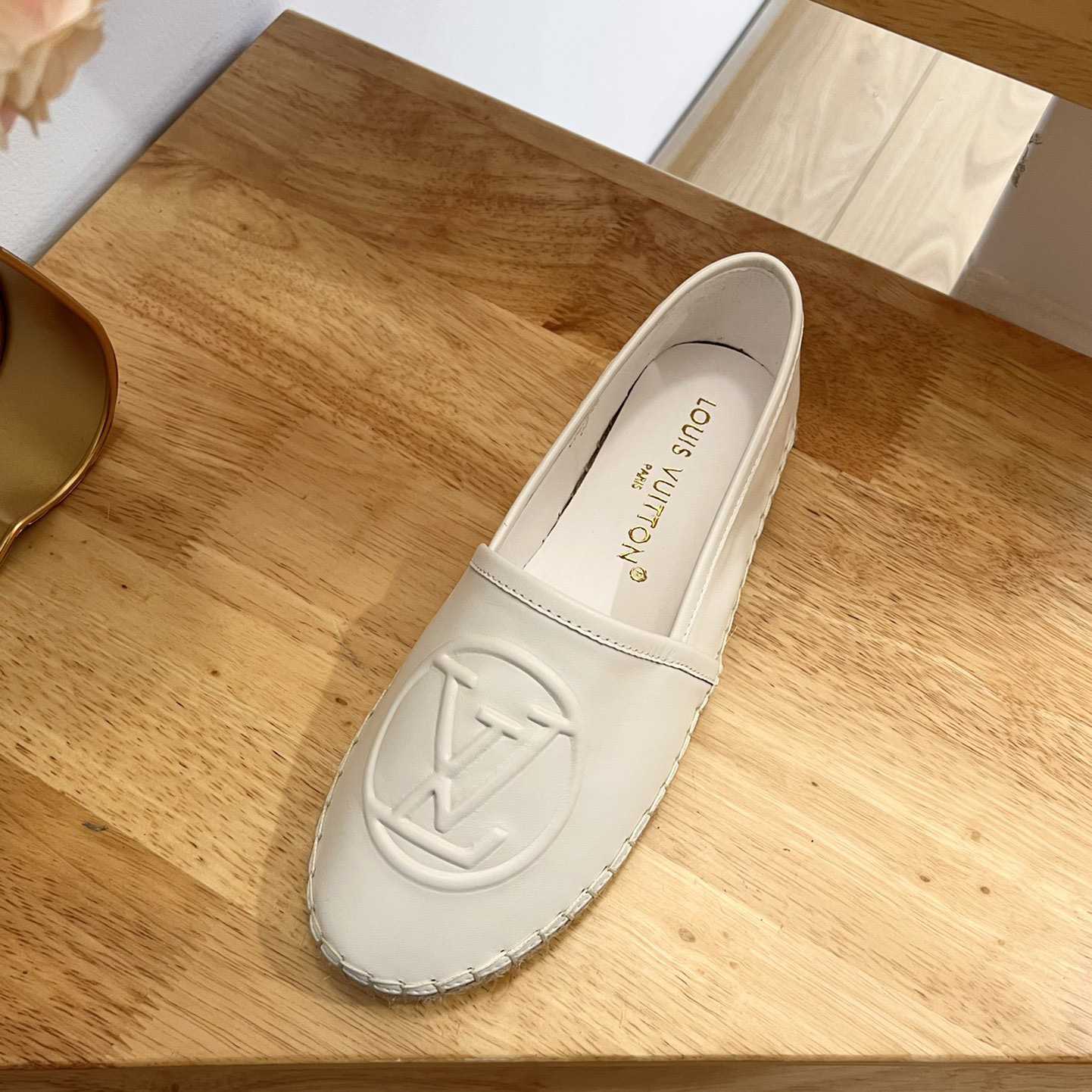 Louis Vuitton Starboard Flat Espadrille      1ABVLU - 