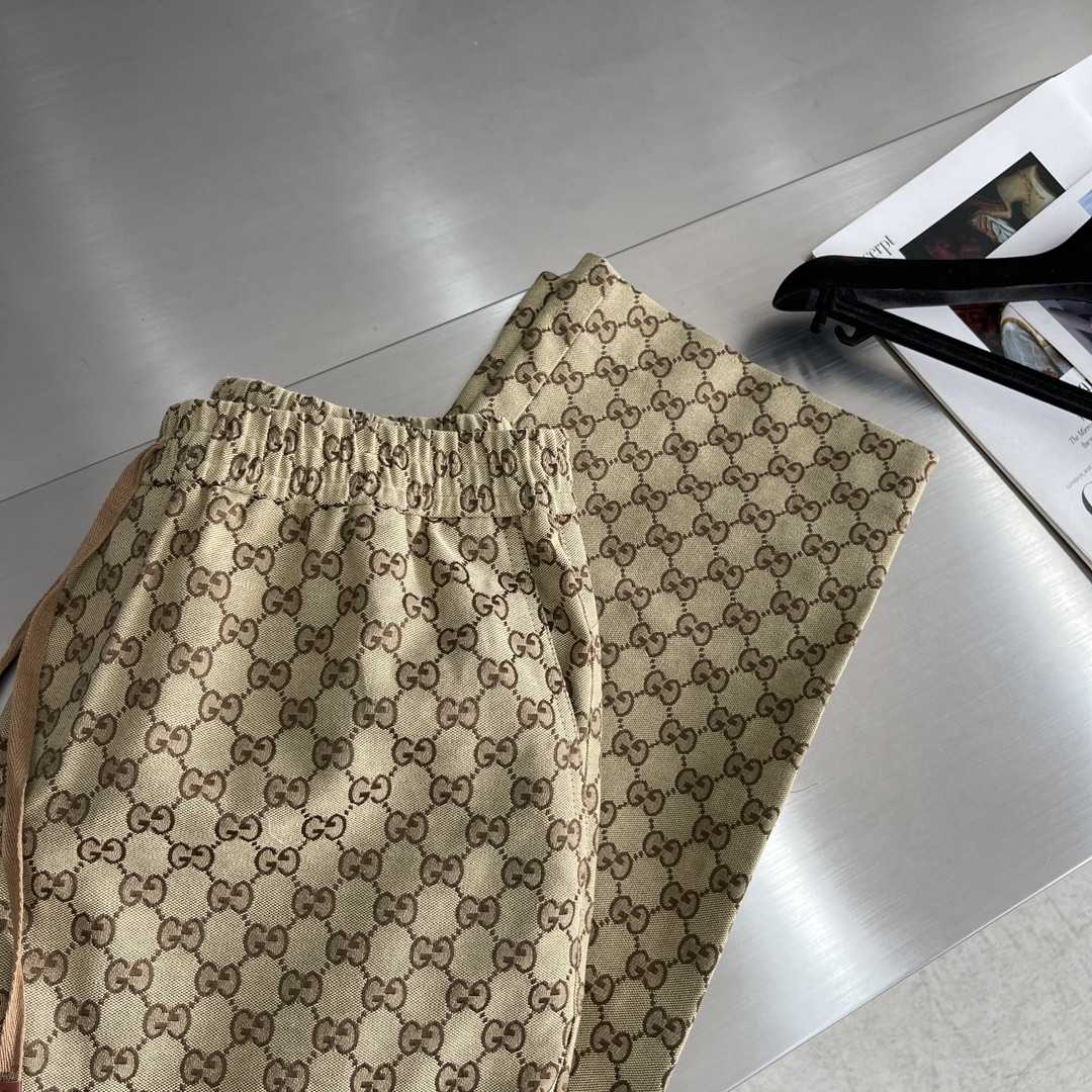 Gucci GG Supreme Pants - PerfectKickZ