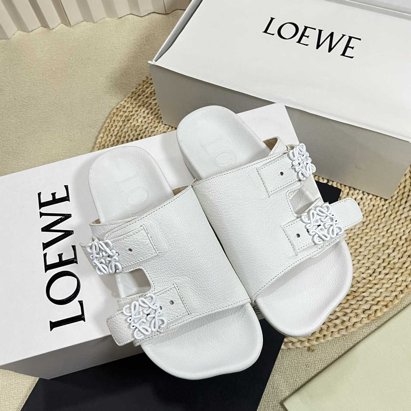 Loewe Ease slide In Goatskin - 