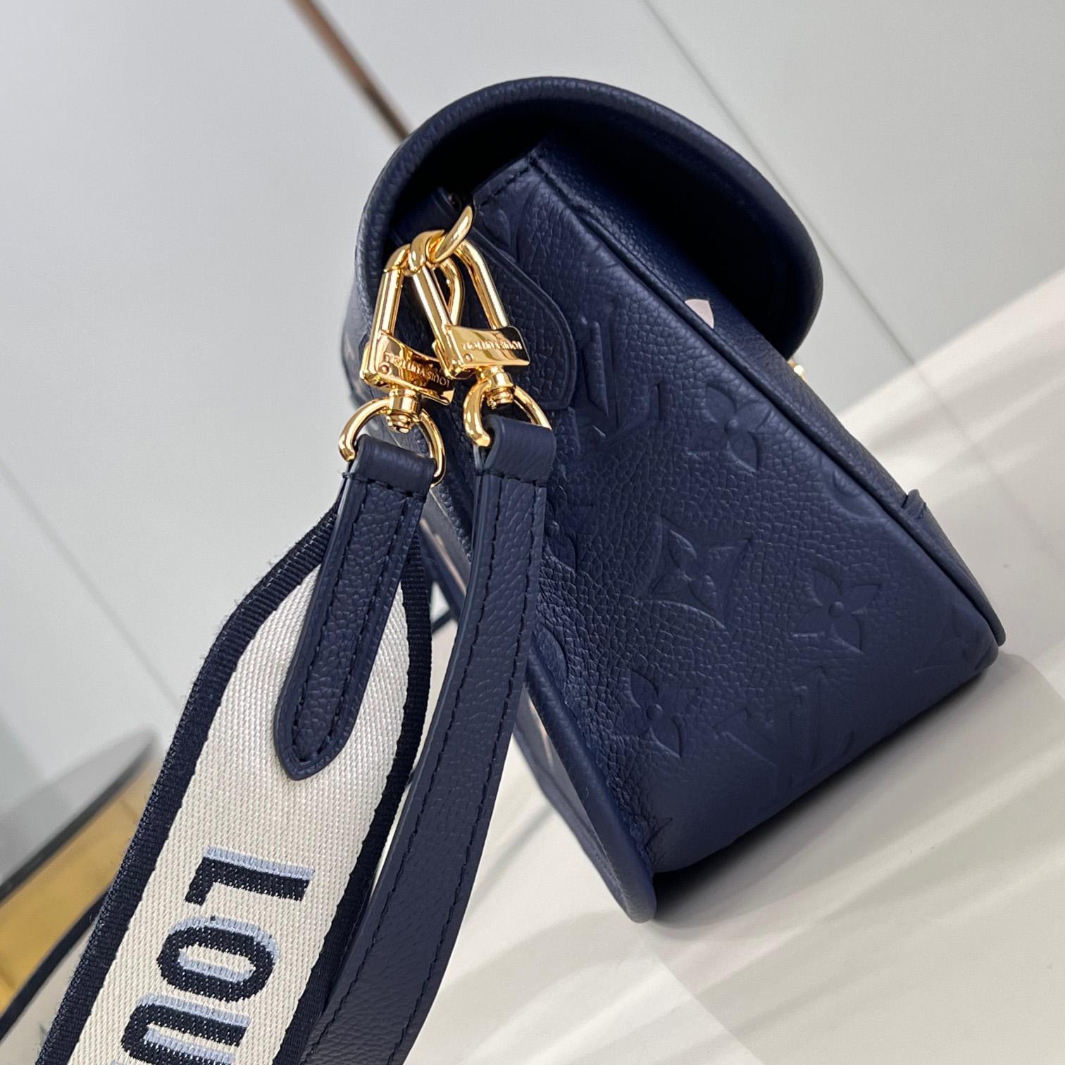 Louis Vuitton Diane   M47161 - PerfectKickZ