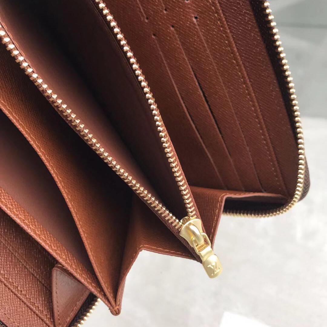 Louis Vuitton Zippy Wallet     M42616 - 