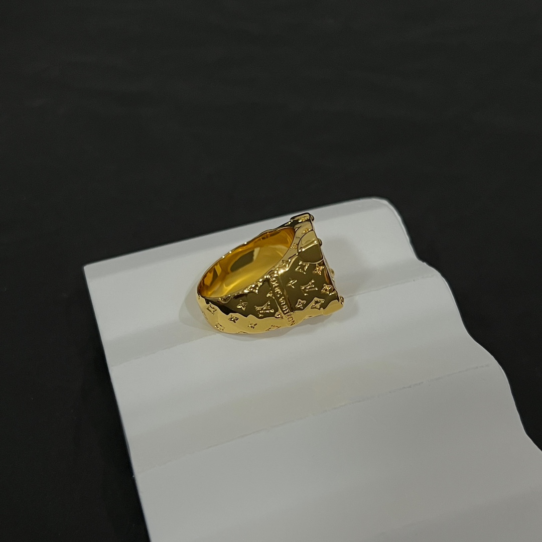 Louis Vuitton LV Rope Ring    M1543L - PerfectKickZ
