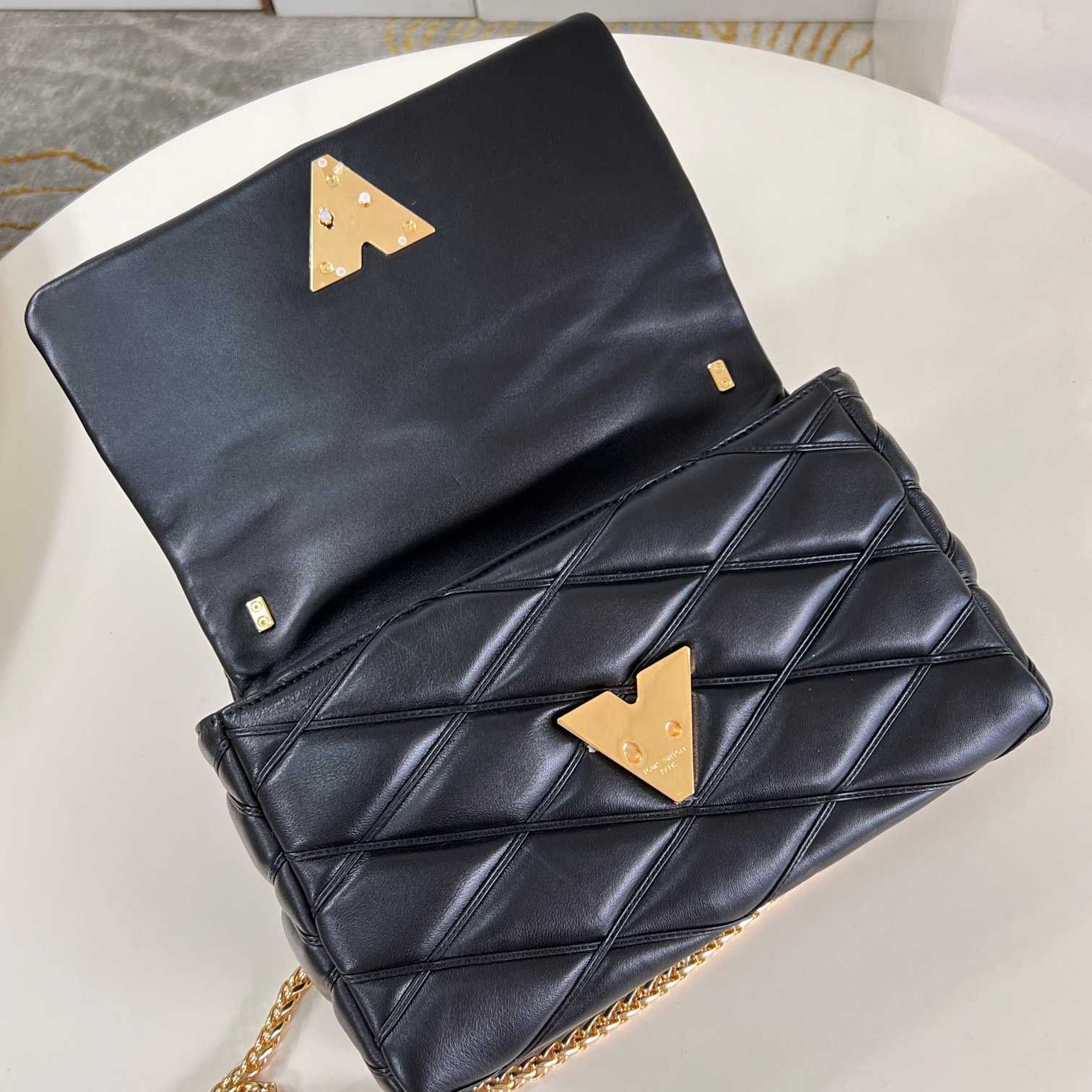 Louis Vuitton GO-14 GM   M23689 - PerfectKickZ