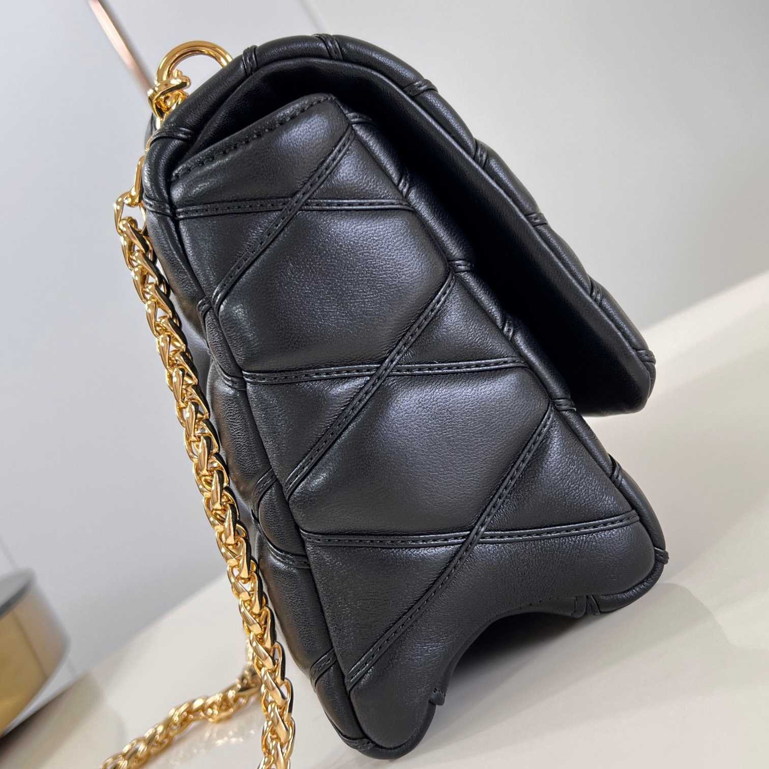 Louis Vuitton GO-14 GM   M23689 - PerfectKickZ
