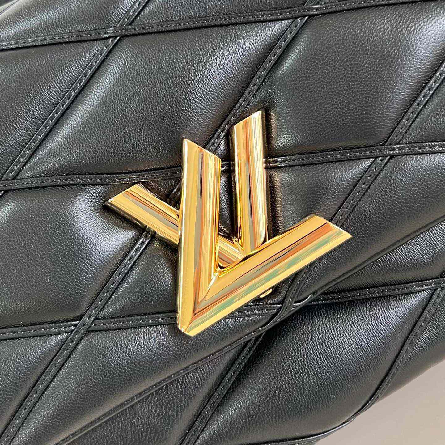 Louis Vuitton GO-14 GM   M23689 - PerfectKickZ