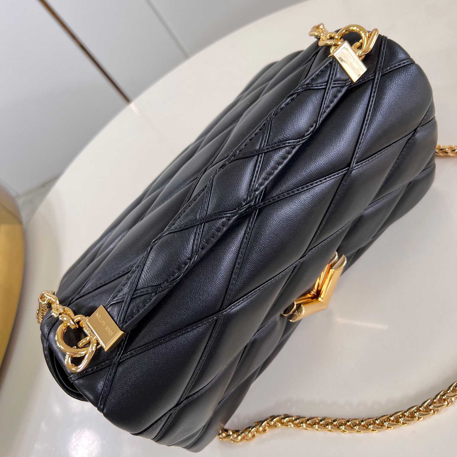 Louis Vuitton GO-14 GM   M23689 - PerfectKickZ