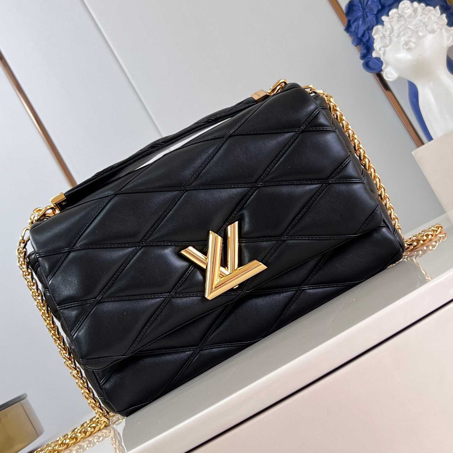 Louis Vuitton GO-14 GM   M23689 - PerfectKickZ