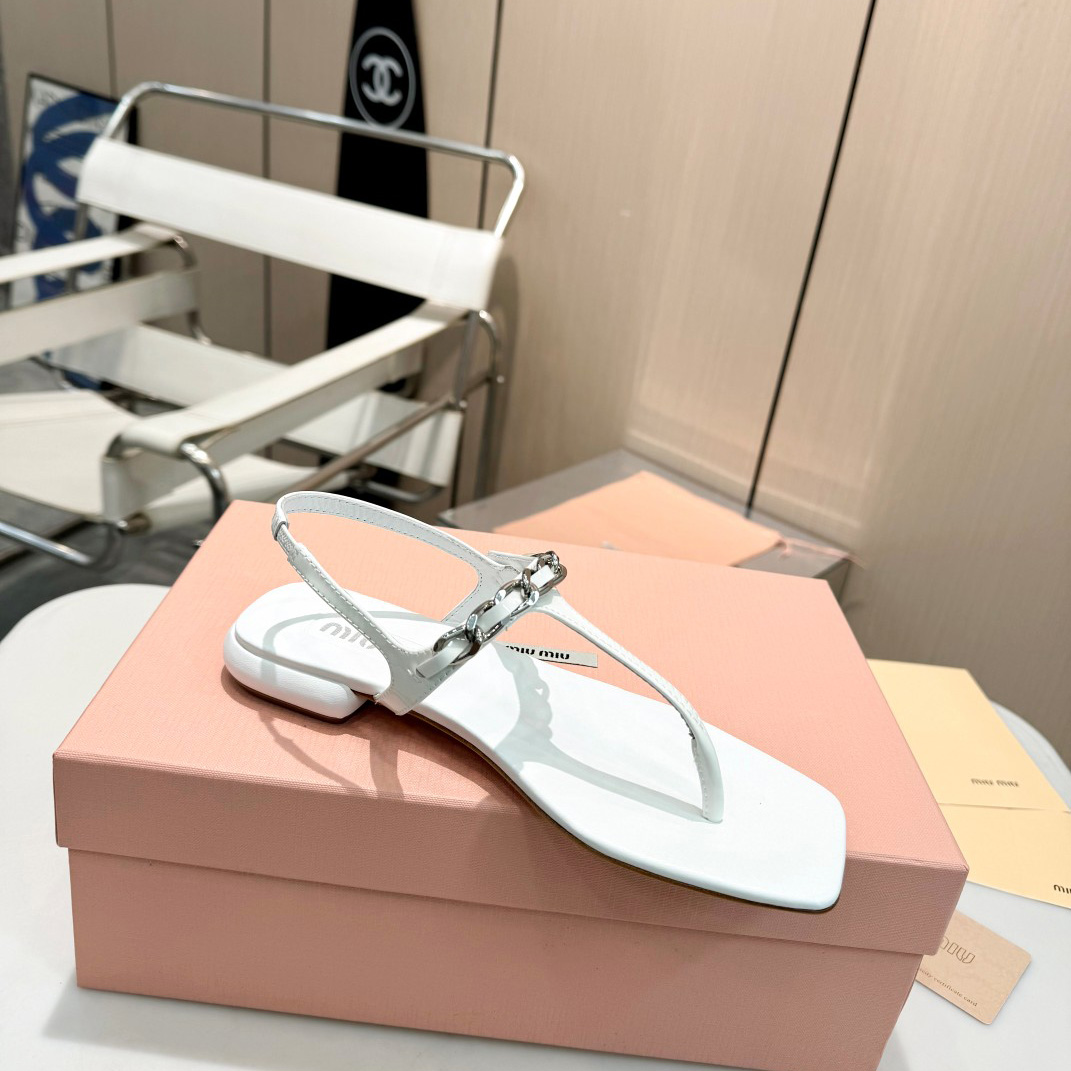 Miu Miu Patent Leather Thong Sandals - PerfectKickZ