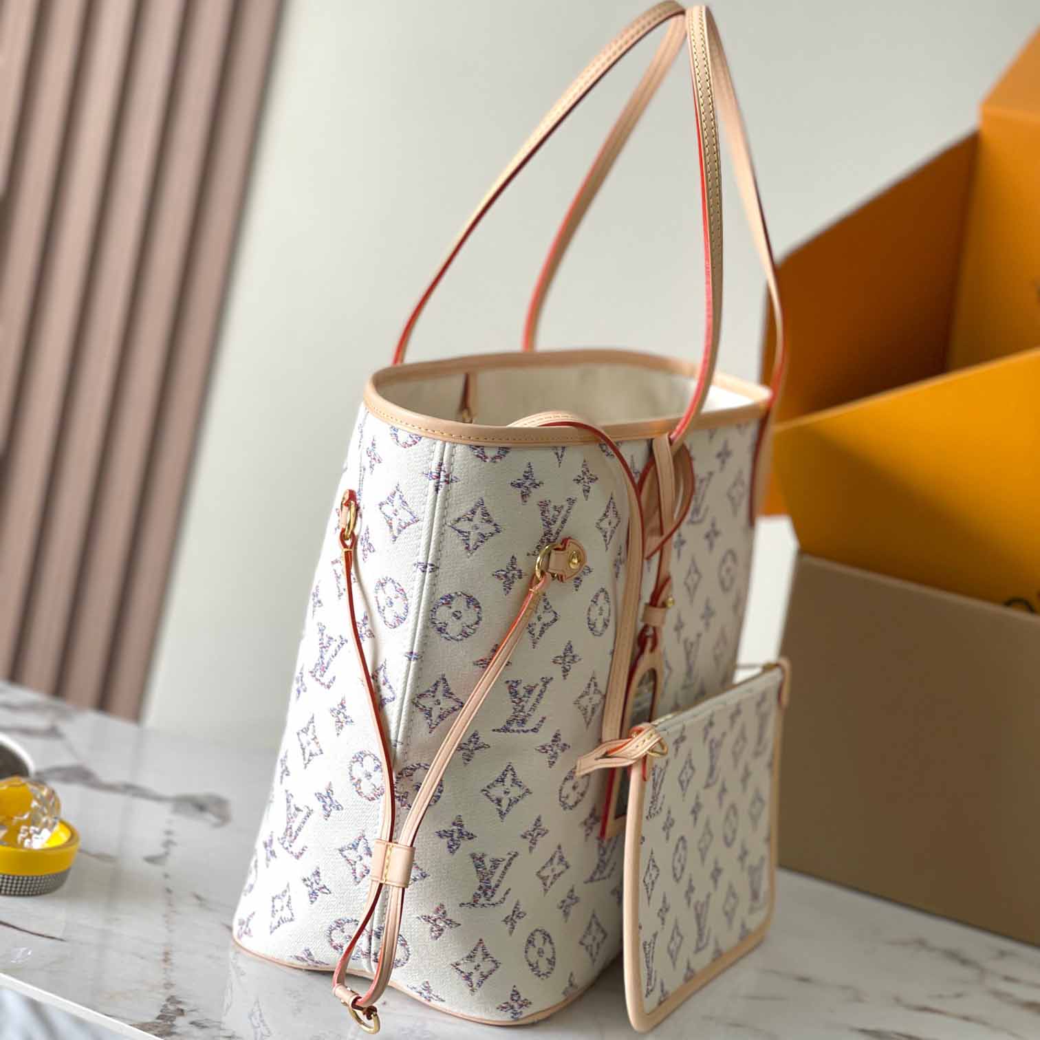 Louis Vuitton Neverfull MM   M24905 - PerfectKickZ