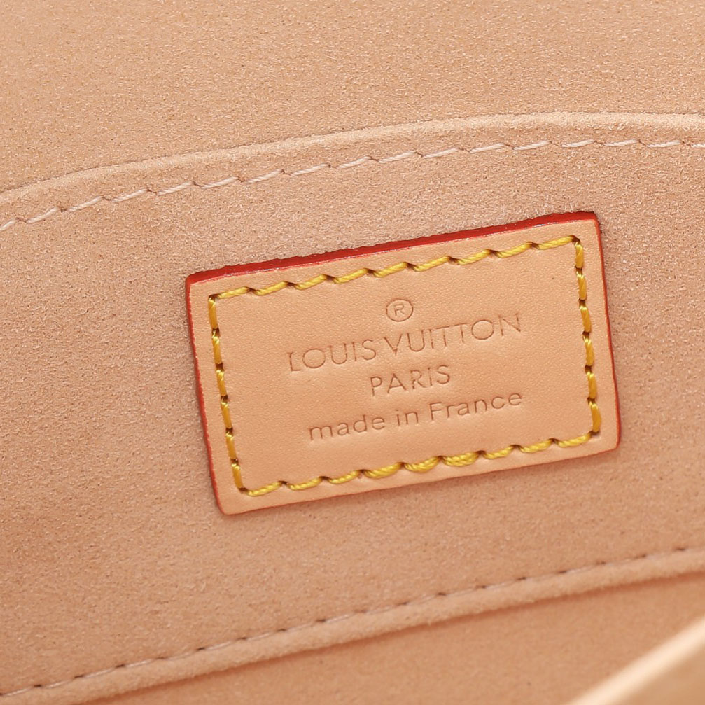 Louis Vuitton Mini Dauphine  M24841 - PerfectKickZ