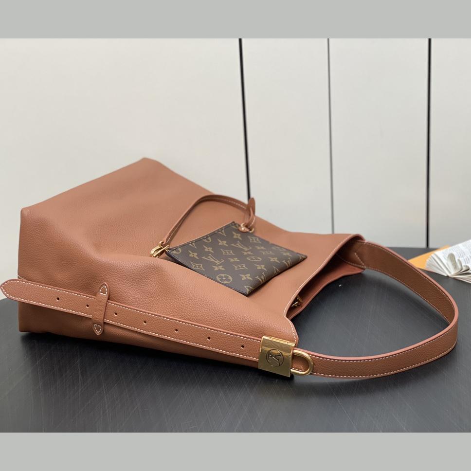 Louis Vuitton Low Key Hobo MM   M24974 - PerfectKickZ