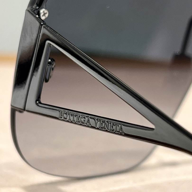 Bottega Veneta BV1065  Sunglasses    - PerfectKickZ