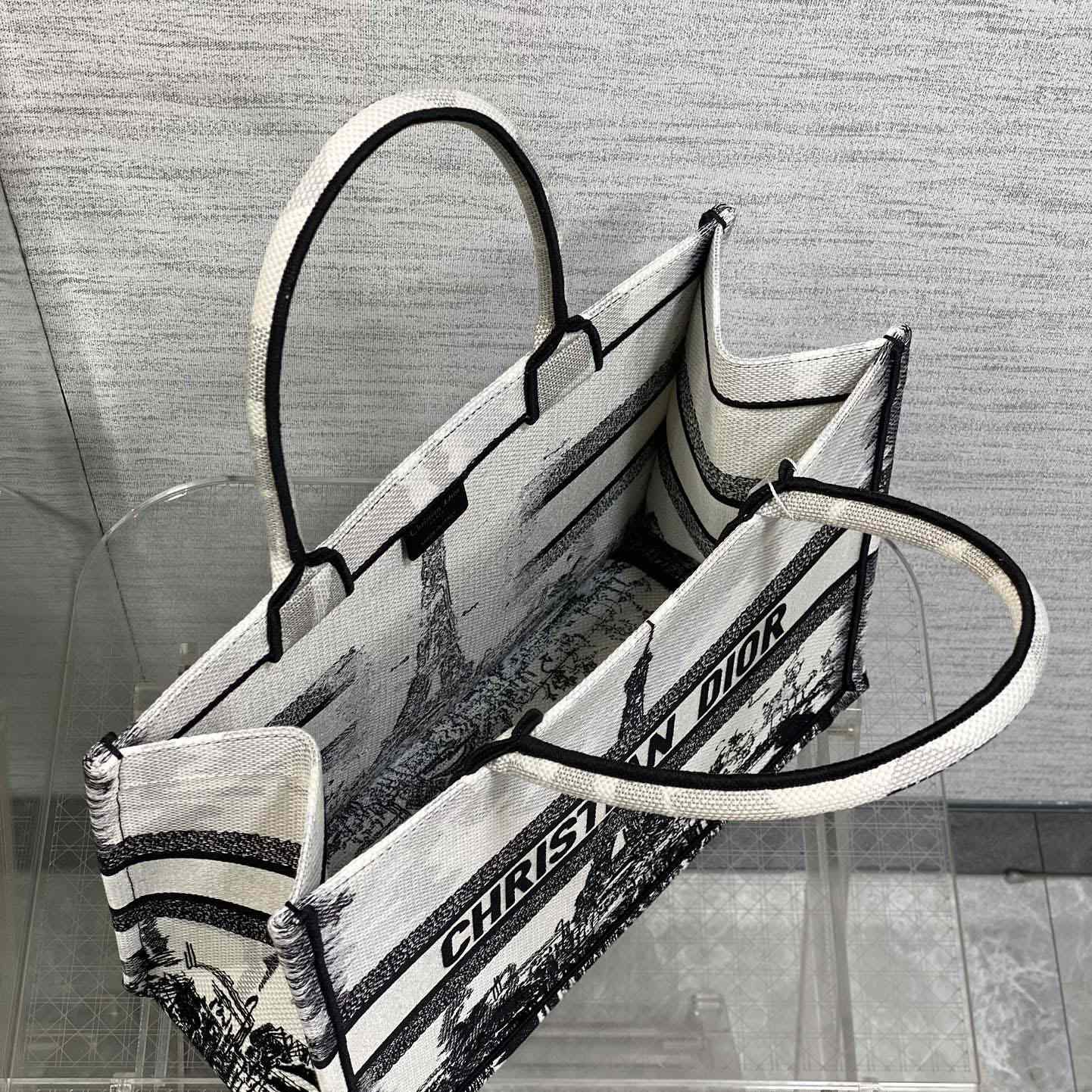 Dior Medium Dior Book Tote - PerfectKickZ