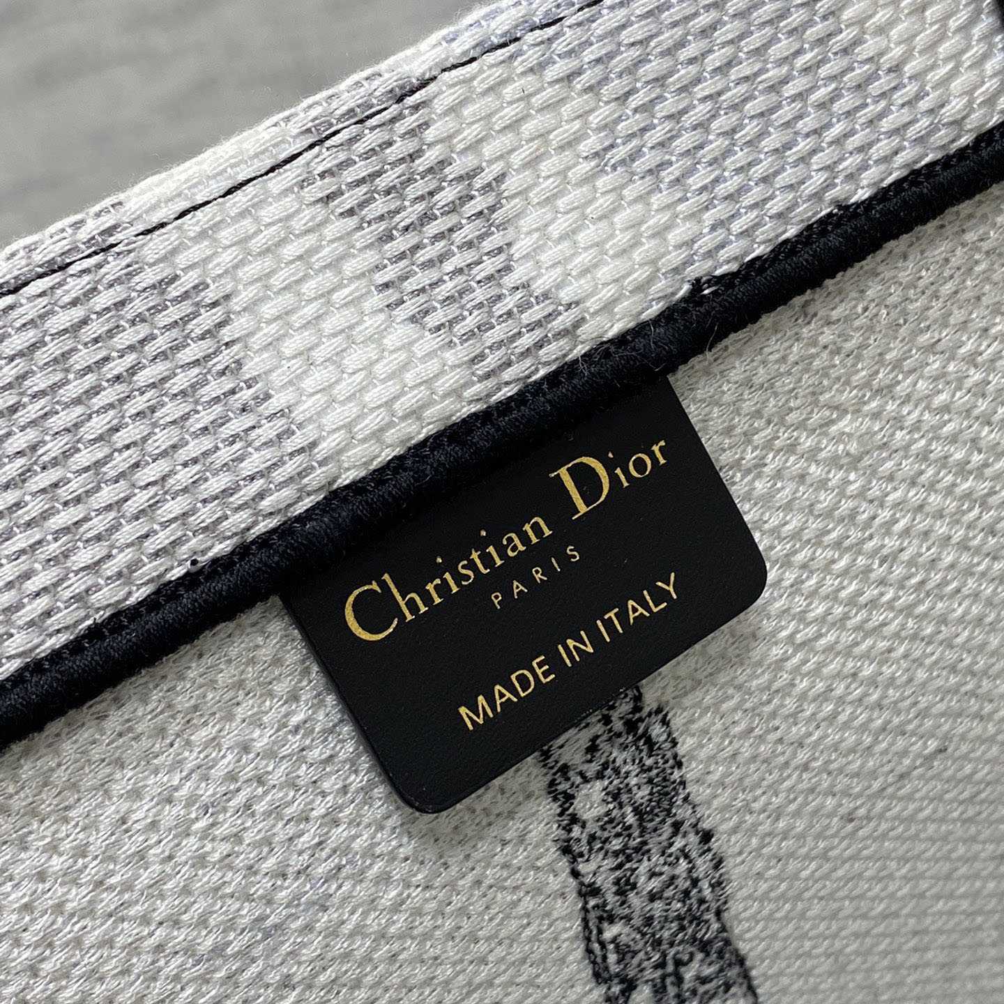 Dior Medium Dior Book Tote - PerfectKickZ