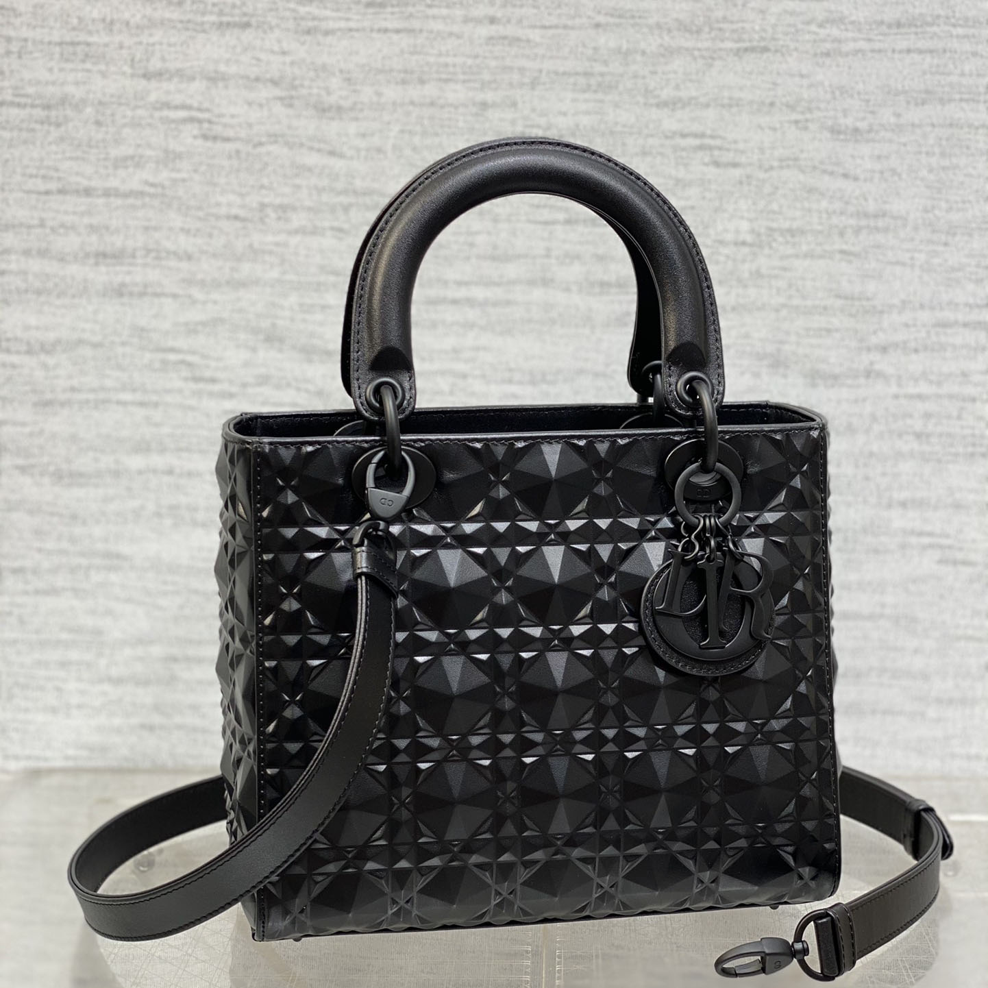Dior Lady Dior Bag  24cm - PerfectKickZ