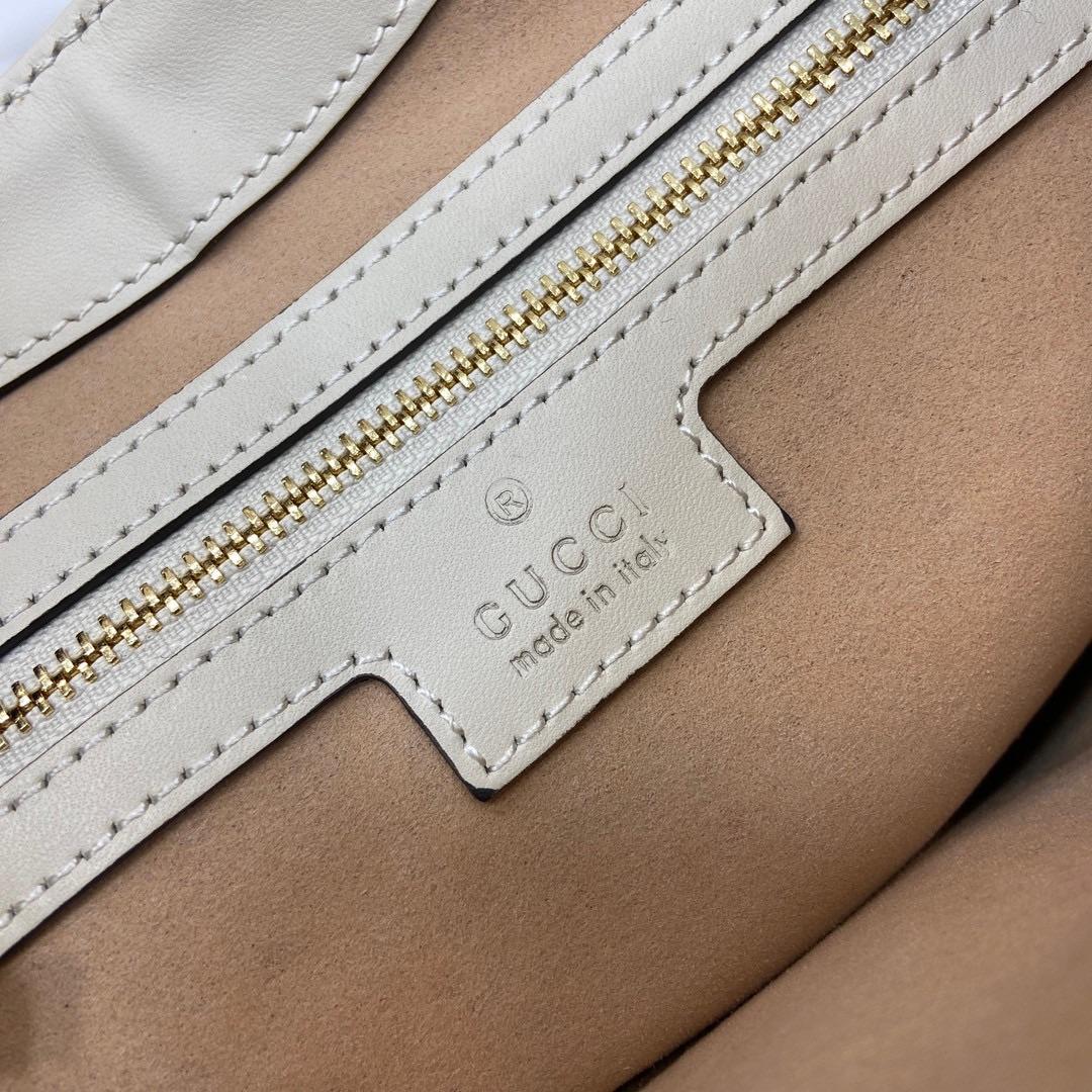 Gucci Padlock GG Medium Shoulder Bag - PerfectKickZ