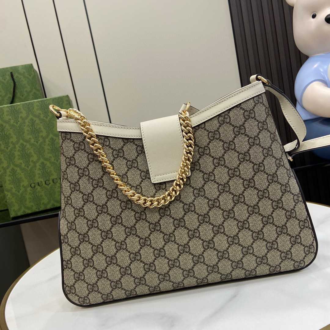Gucci Padlock GG Medium Shoulder Bag - 