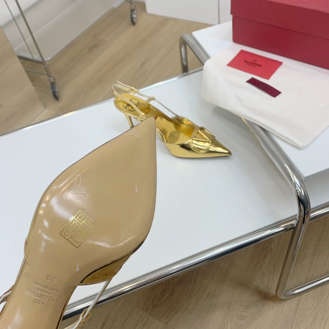 Valenti Valentino Garavani VLogo Signature Pump   80cm - PerfectKickZ