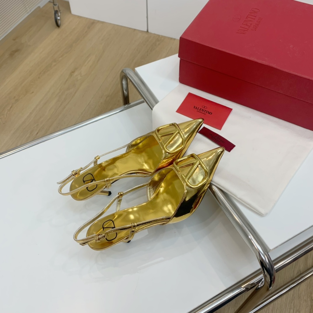 Valenti Valentino Garavani VLogo Signature Pump   80cm - PerfectKickZ