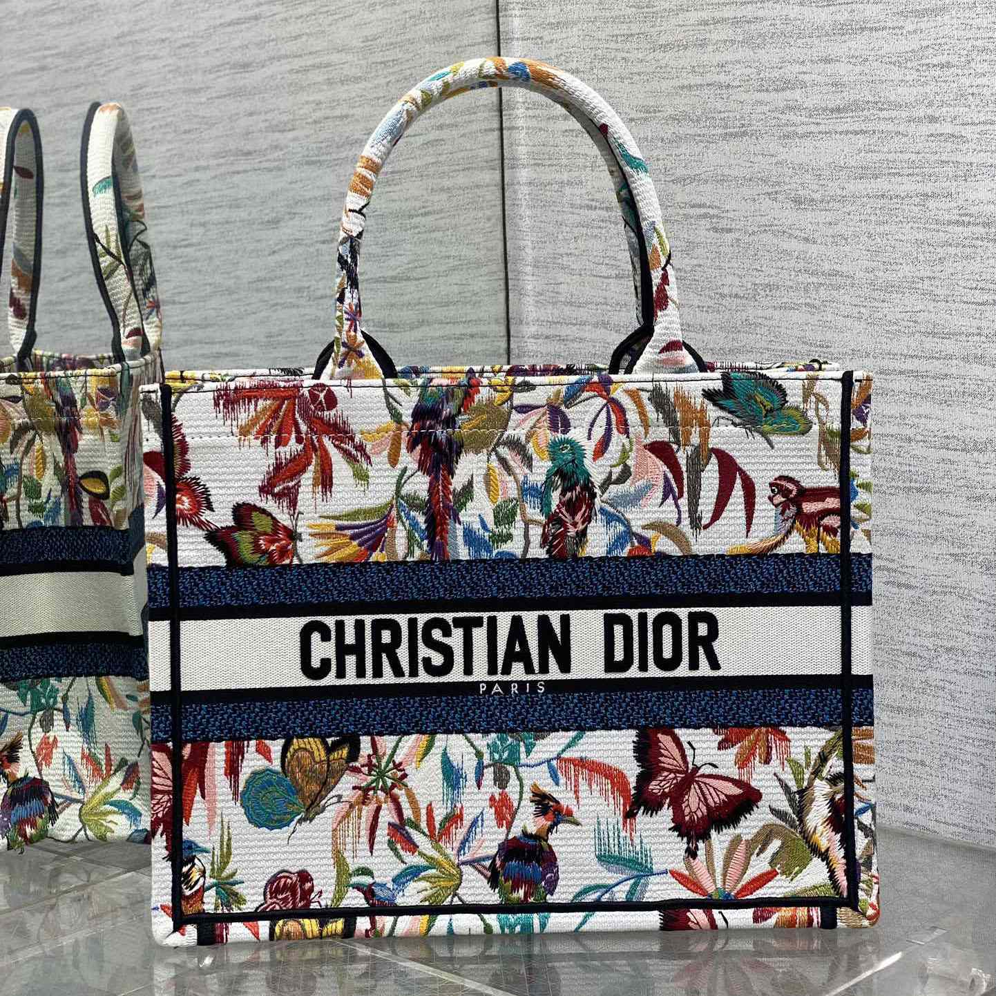 Dior Medium Dior Book Tote - PerfectKickZ