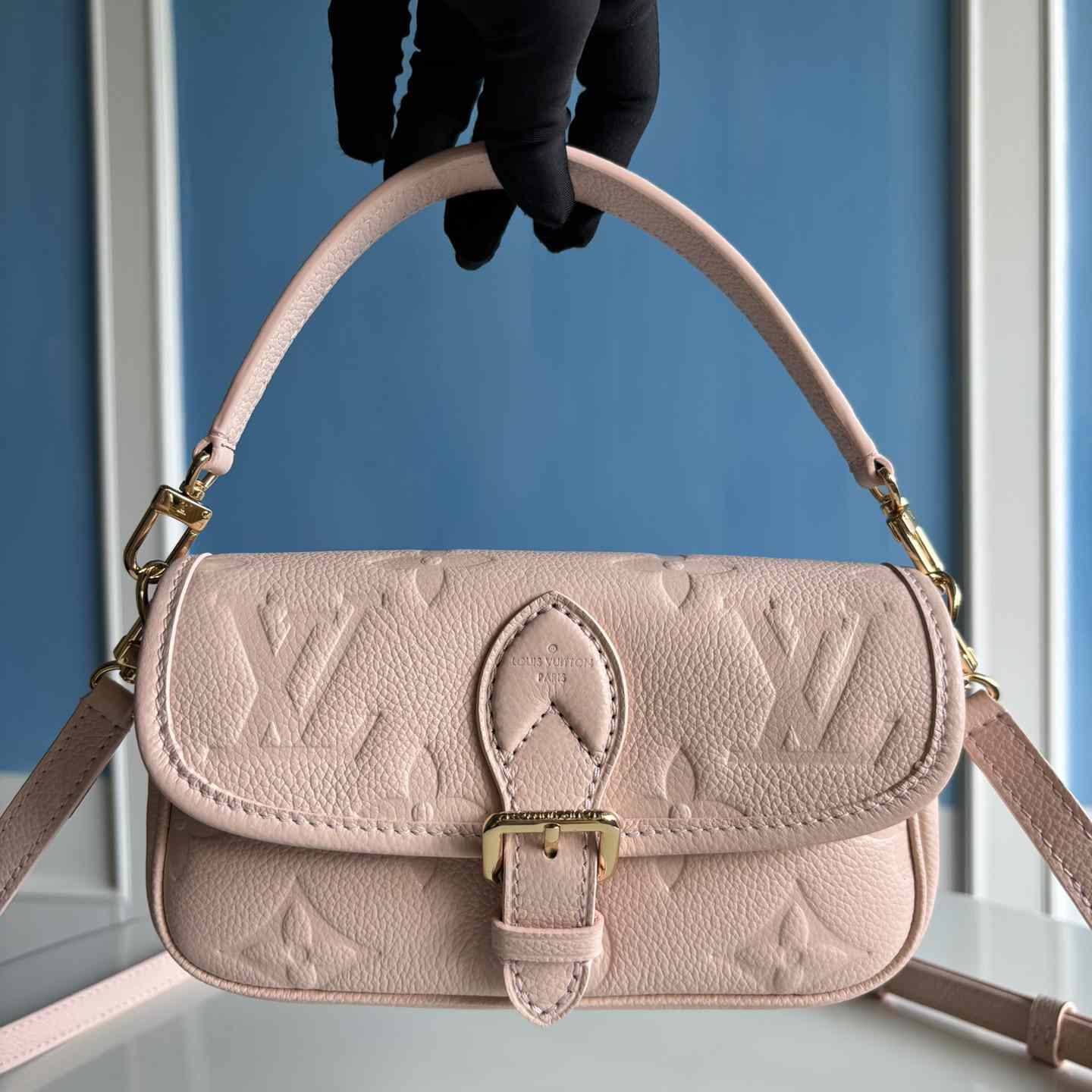 Louis Vuitton Nano Diane   M83566 - PerfectKickZ