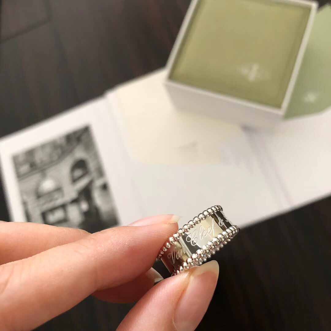 Van Cleef & Arpels Ring - PerfectKickZ