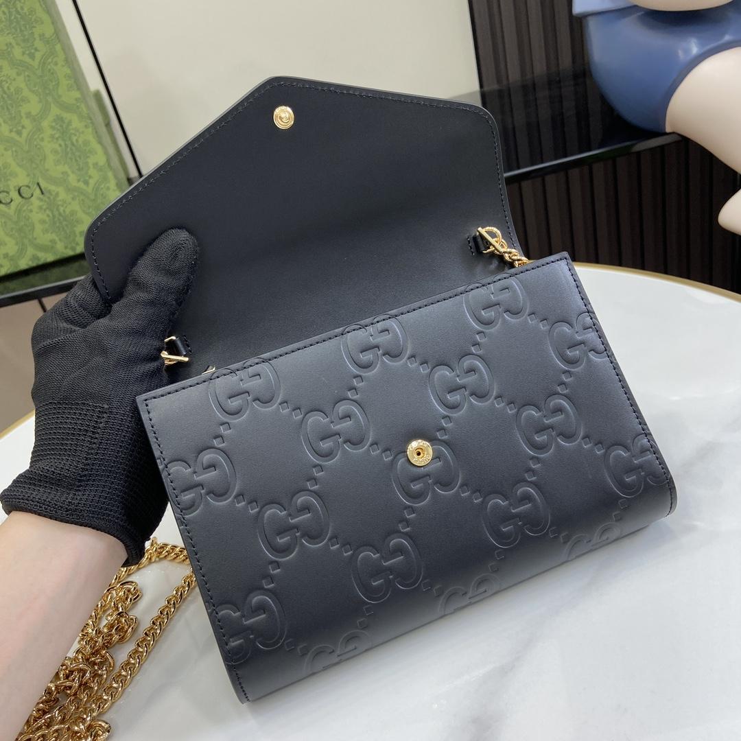 Gucci GG Chain Wallet - PerfectKickZ