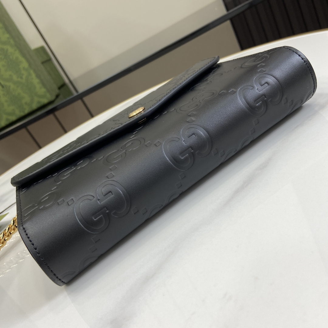 Gucci GG Chain Wallet - PerfectKickZ