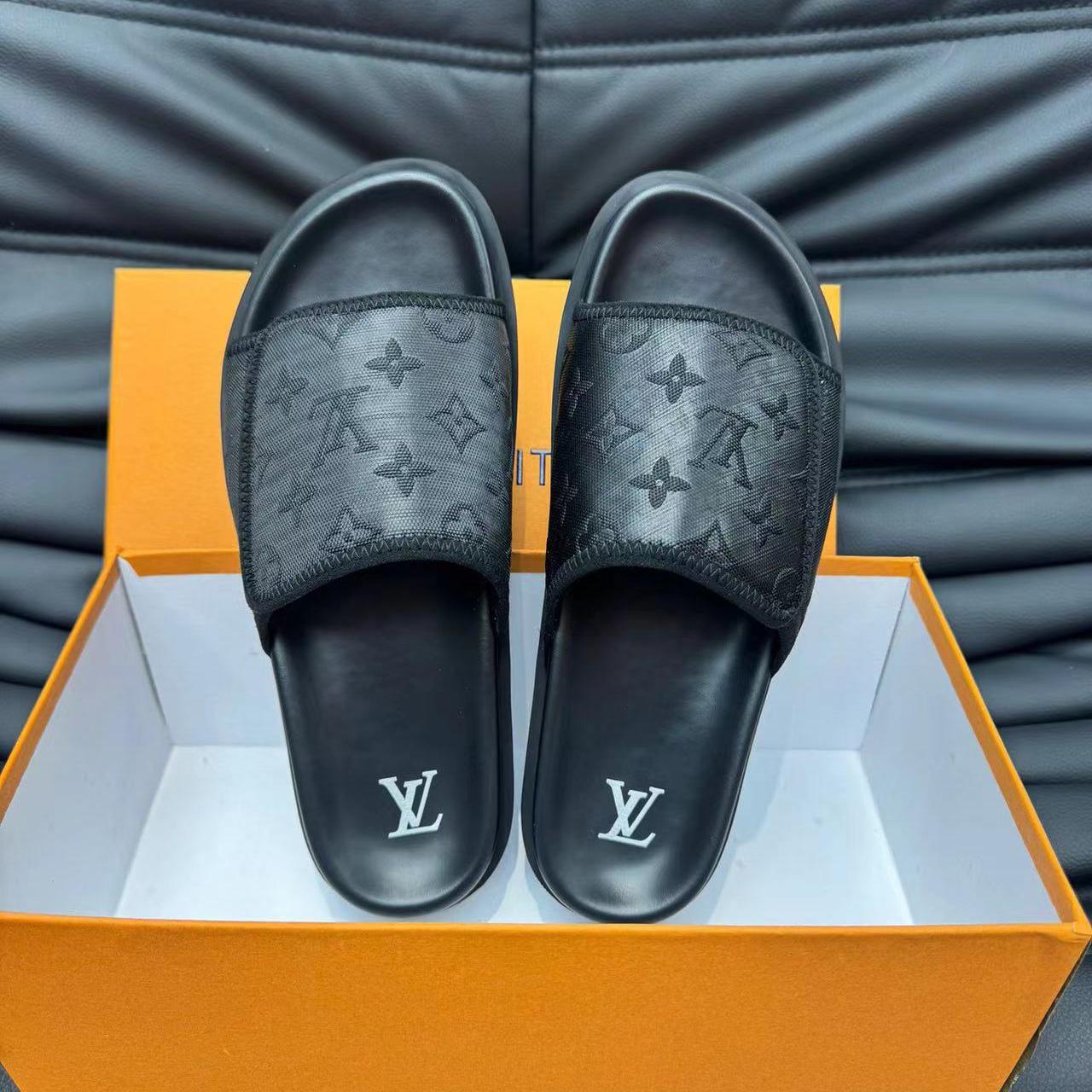 Louis Vuitton Miami Mule         1A9Z60 - PerfectKickZ