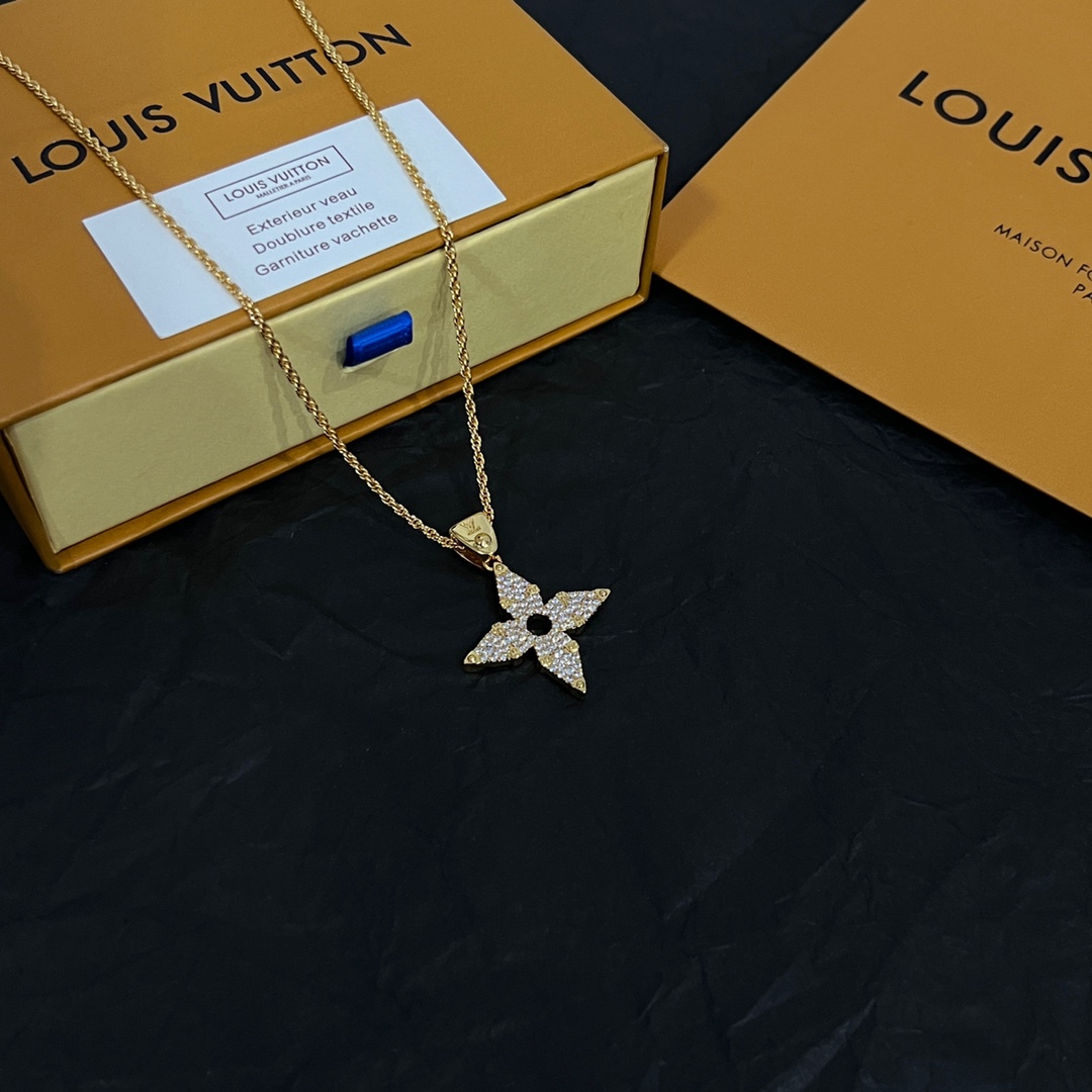 Louis Vuitton LV Rope Pendant   M01751 - PerfectKickZ