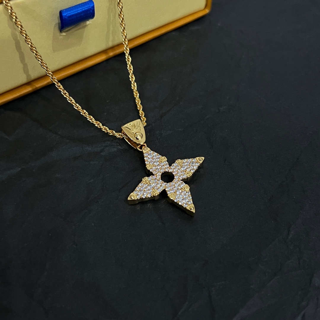 Louis Vuitton LV Rope Pendant   M01751 - PerfectKickZ