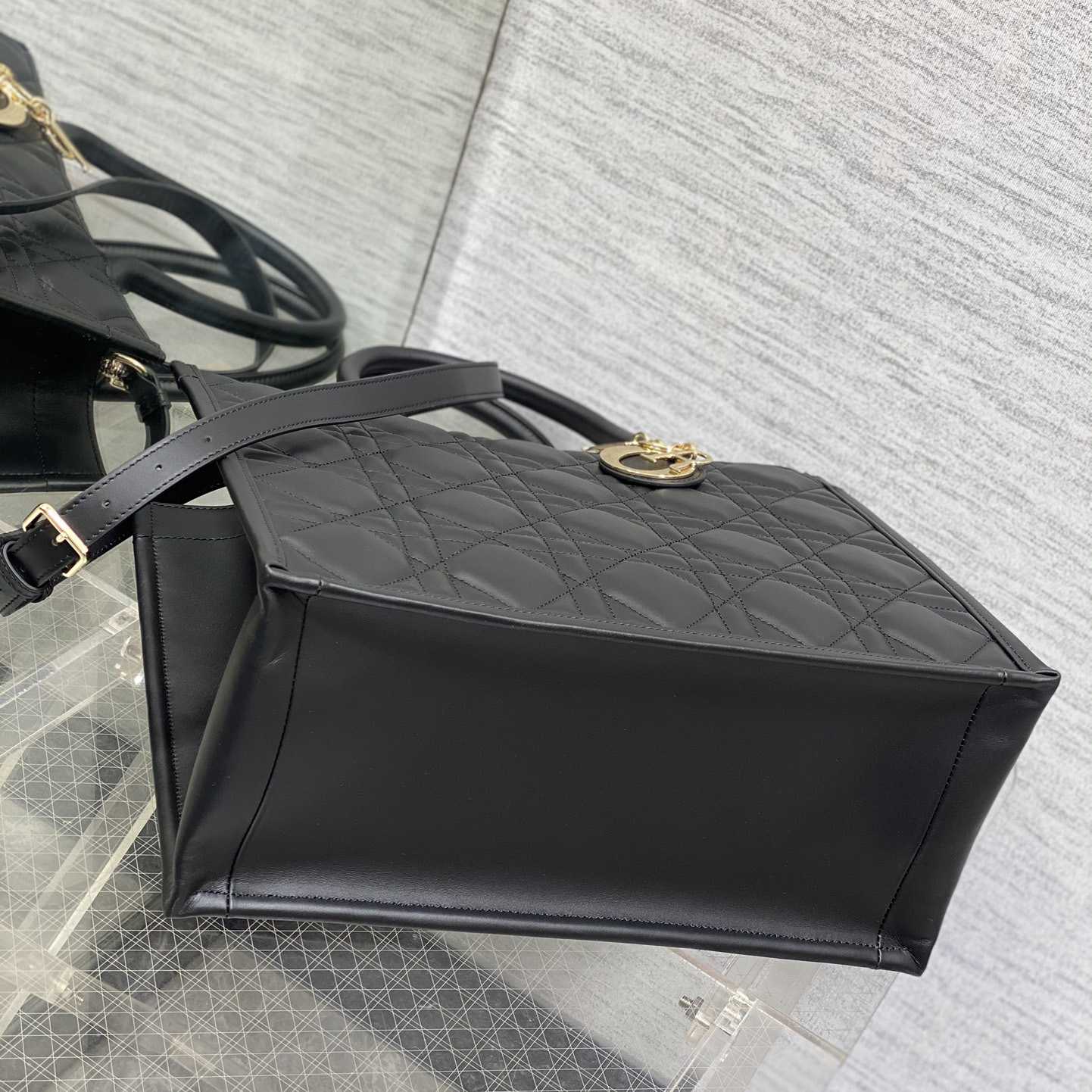 Dior Medium Dior Book Tote - PerfectKickZ