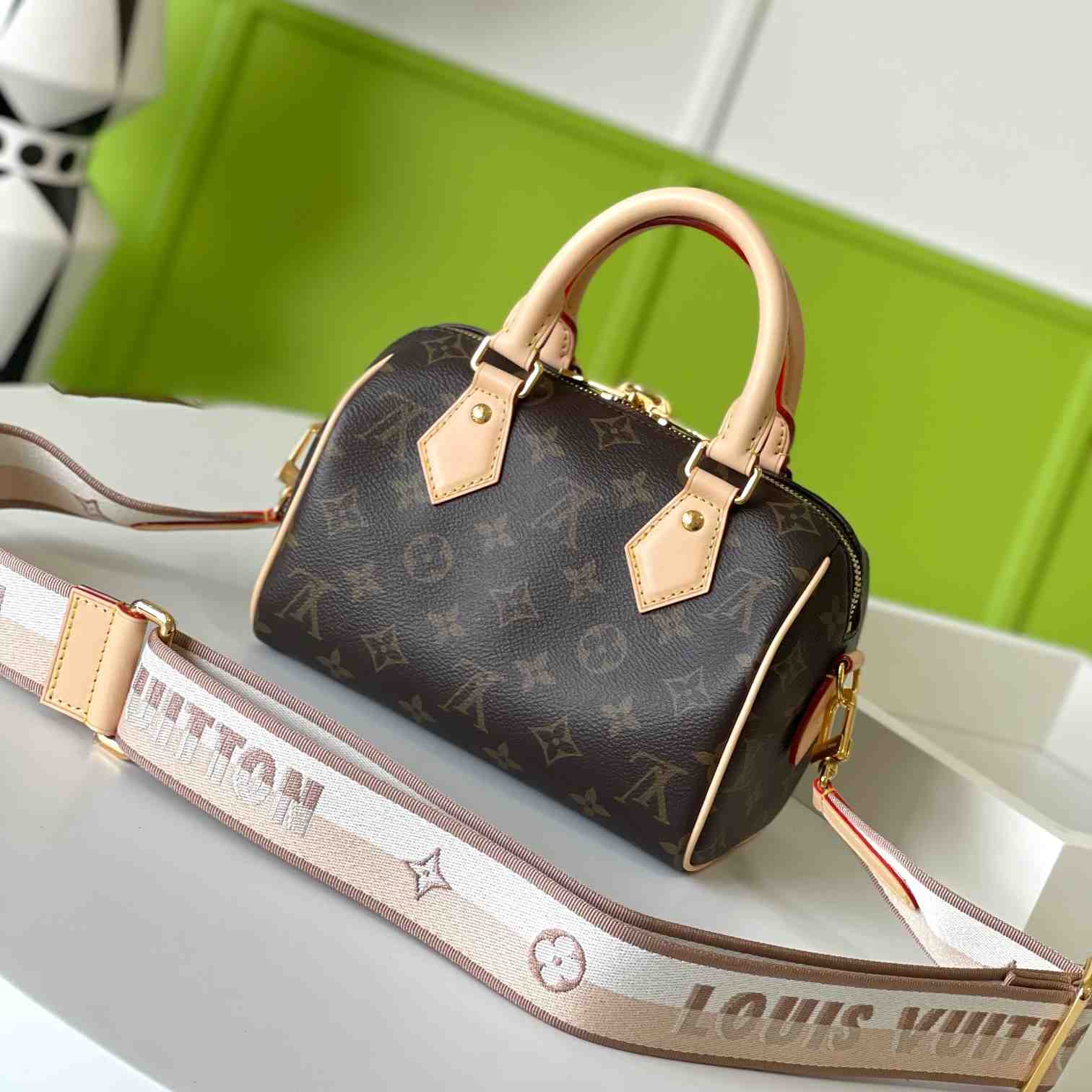 Louis Vuitton Speedy Bandoulière 20   M46222 - PerfectKickZ