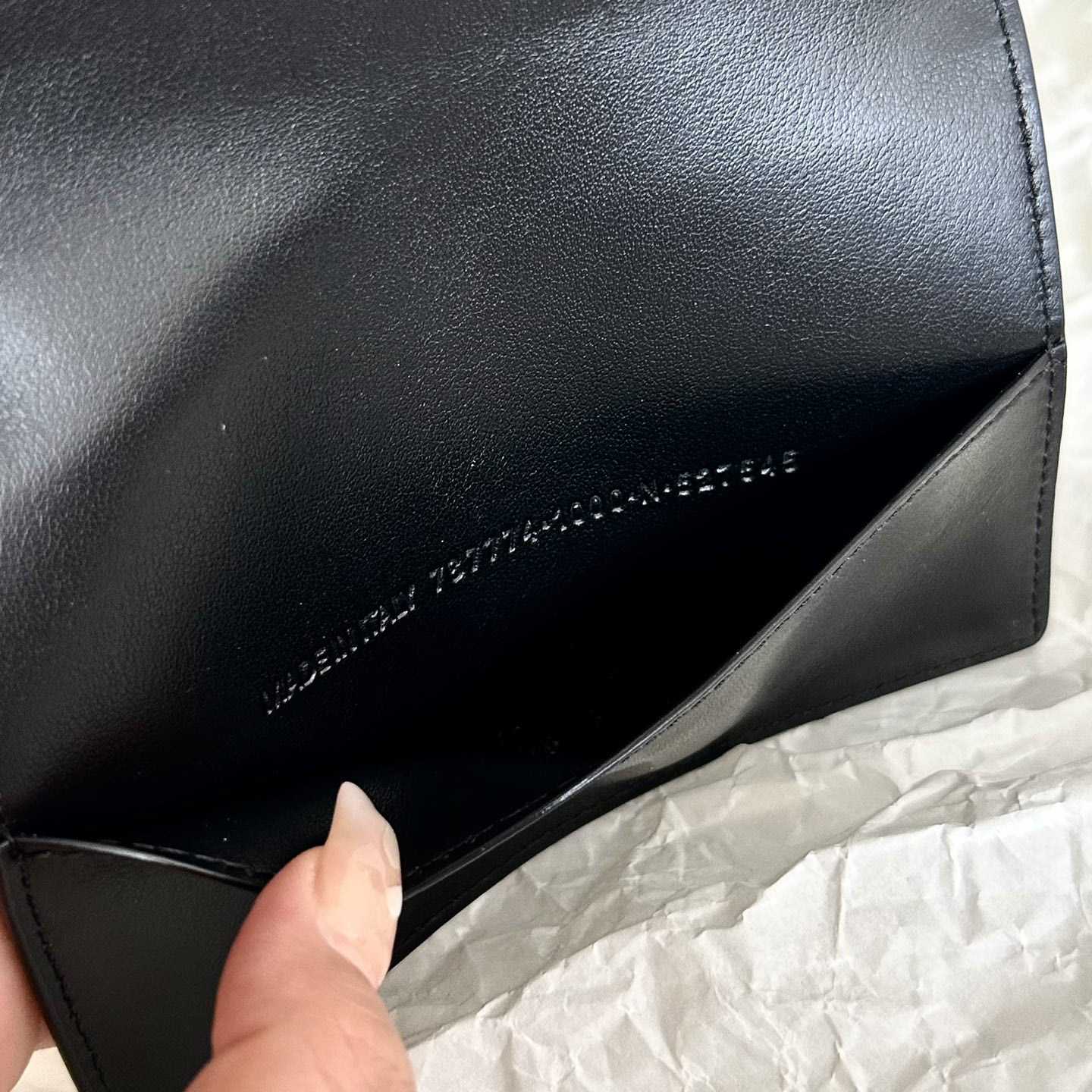 Balenciaga Passport Wallet  (14×10×1.5cm) - 