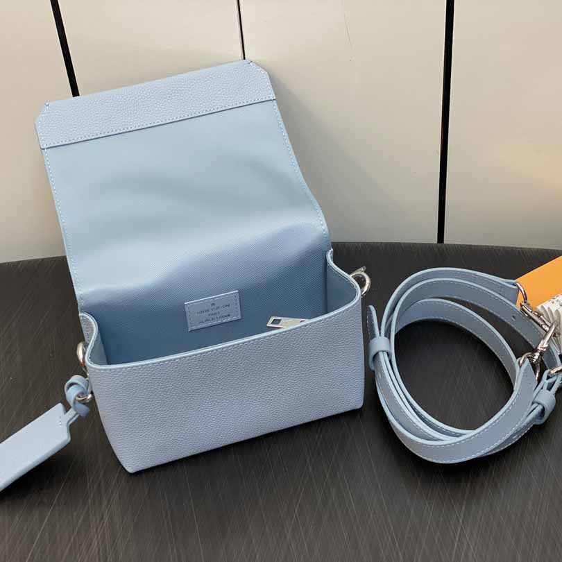 Louis Vuitton Fastline Wearable Wallet   M82804 - PerfectKickZ