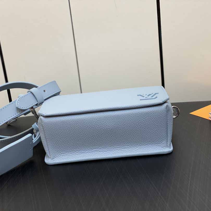 Louis Vuitton Fastline Wearable Wallet   M82804 - PerfectKickZ