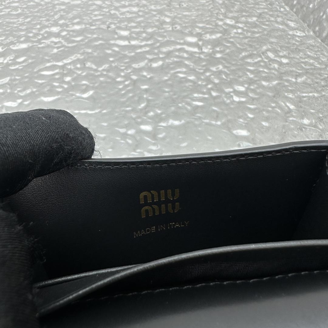 Miu Miu Leather Wallet With Leather And Cord Shoulder Strap - 
