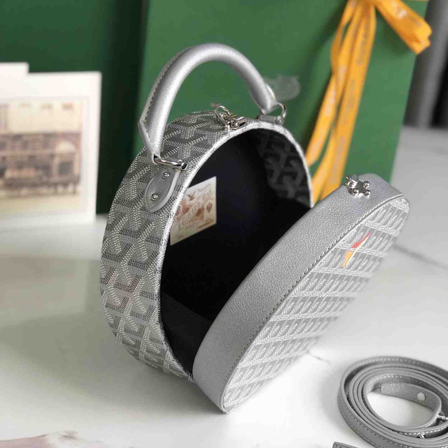 Goyard The Alto Hatbox Trunk Bag(18-16.5-7cm) - PerfectKickZ