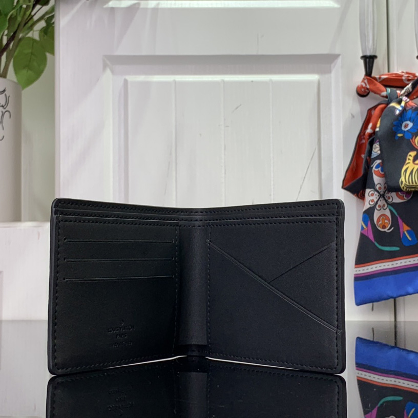 Louis Vuitton Multiple Wallet   M82072 - PerfectKickZ
