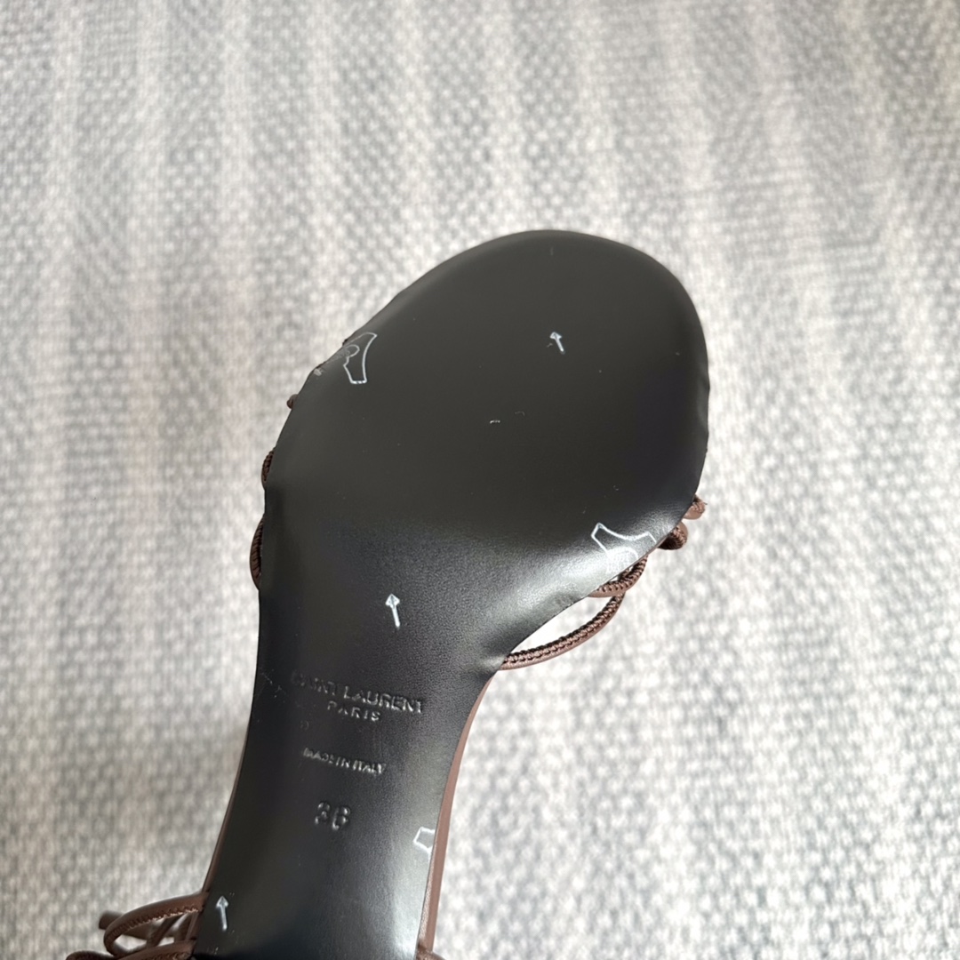 Saint Laurent Babylone Sandals In Smooth Leather - PerfectKickZ