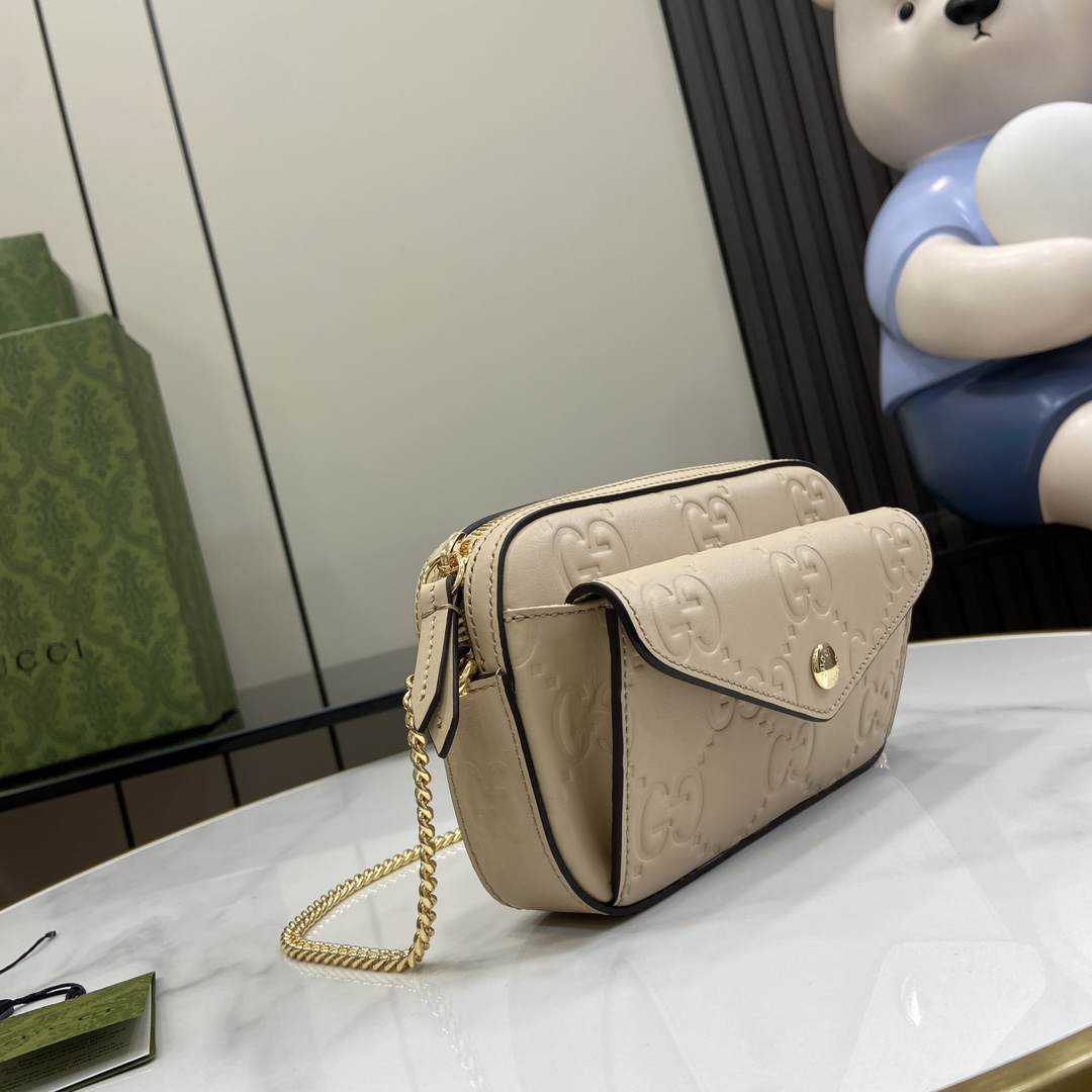 Gucci GG Super Mini Shoulder Bag - PerfectKickZ
