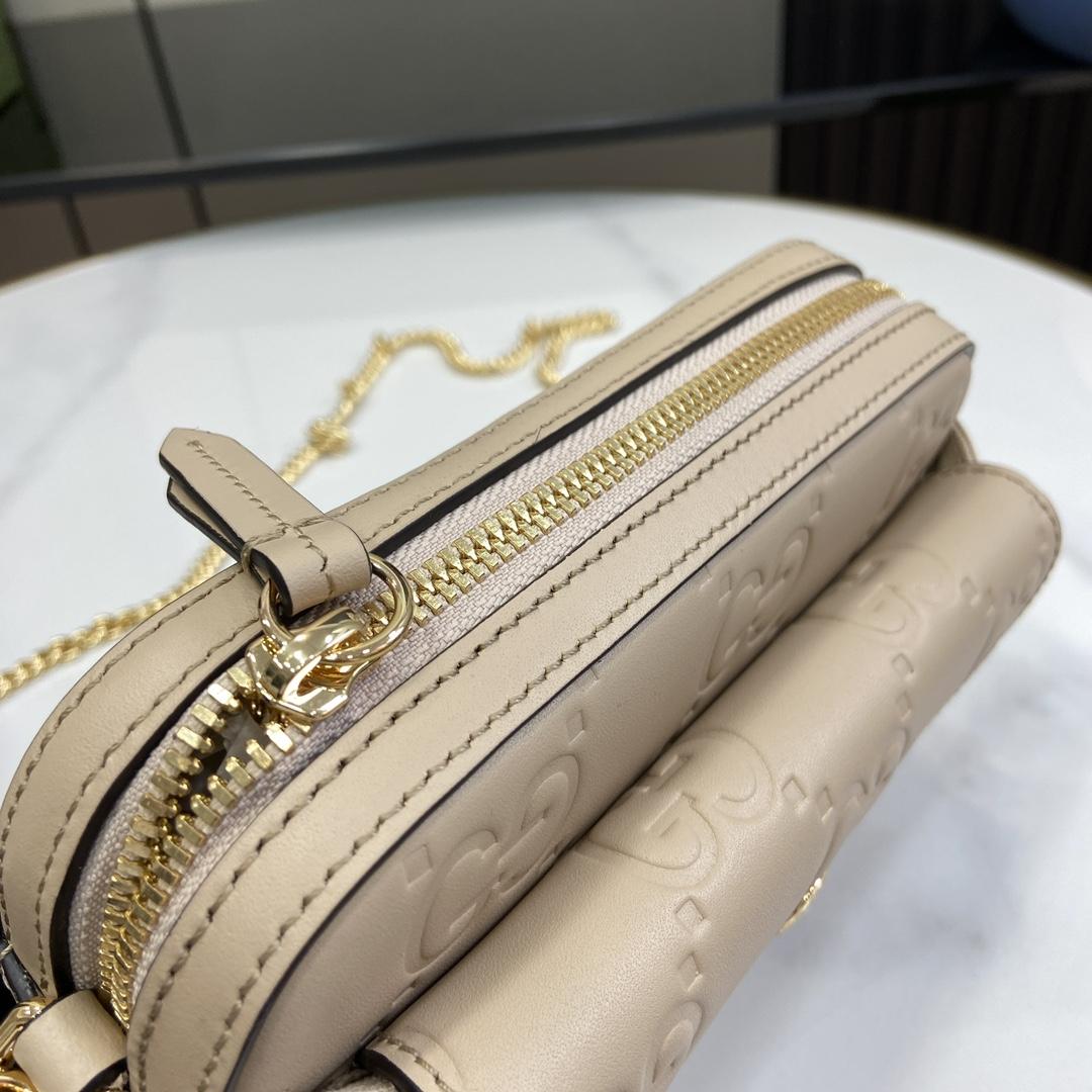 Gucci GG Super Mini Shoulder Bag - 