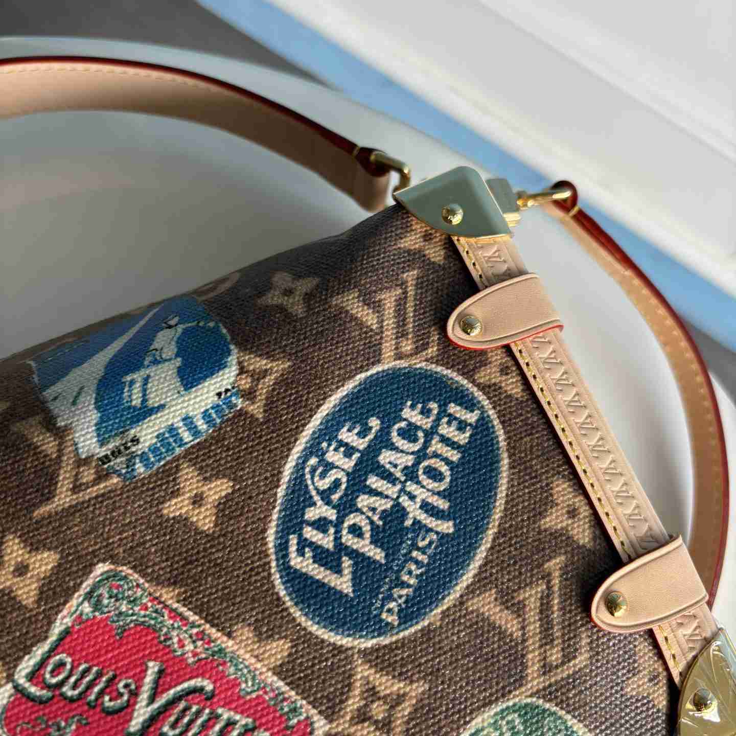 Louis Vuitton Side Trunk MM   M47085 - PerfectKickZ
