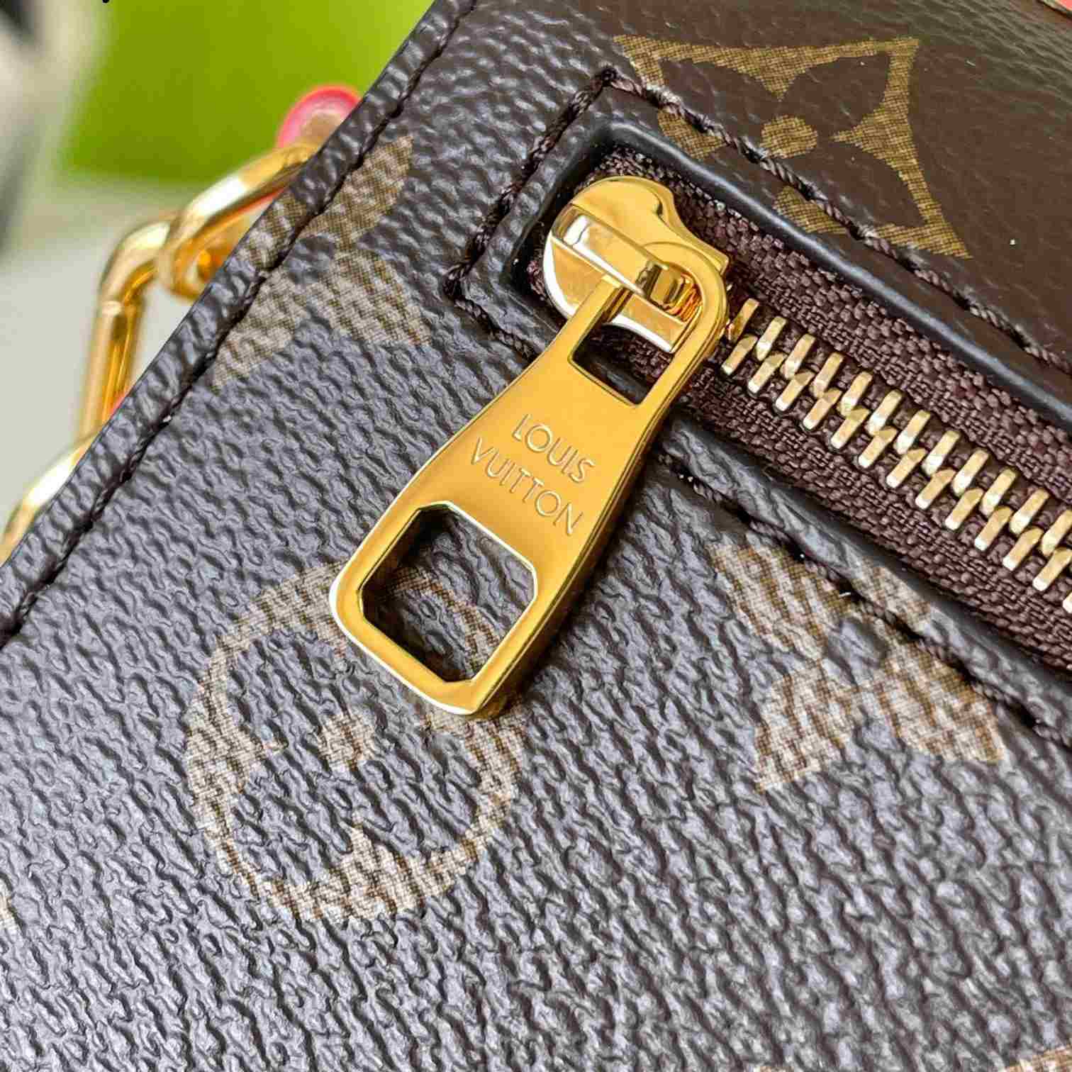 Louis Vuitton Pochette Métis East West   M46279 - PerfectKickZ