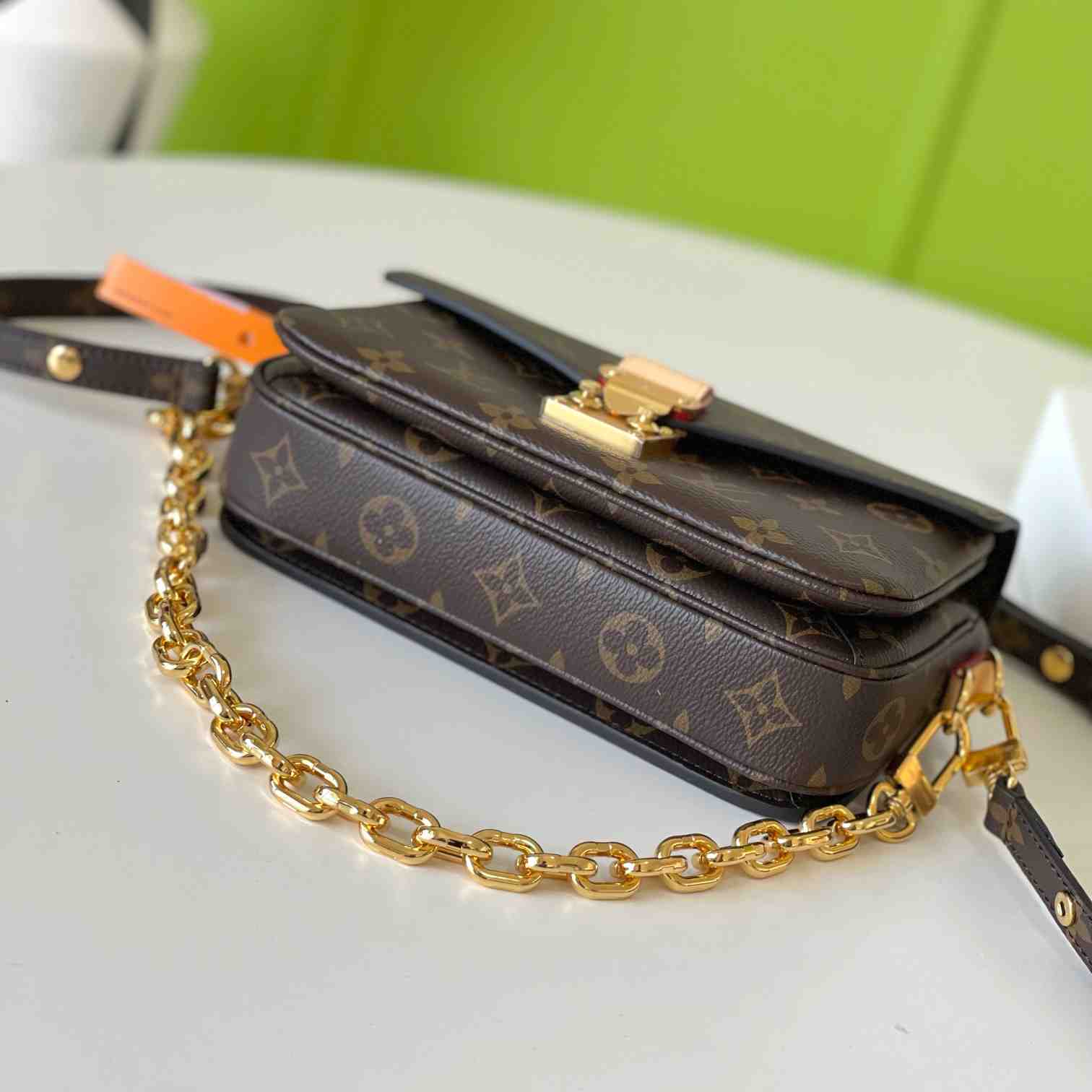 Louis Vuitton Pochette Métis East West   M46279 - PerfectKickZ
