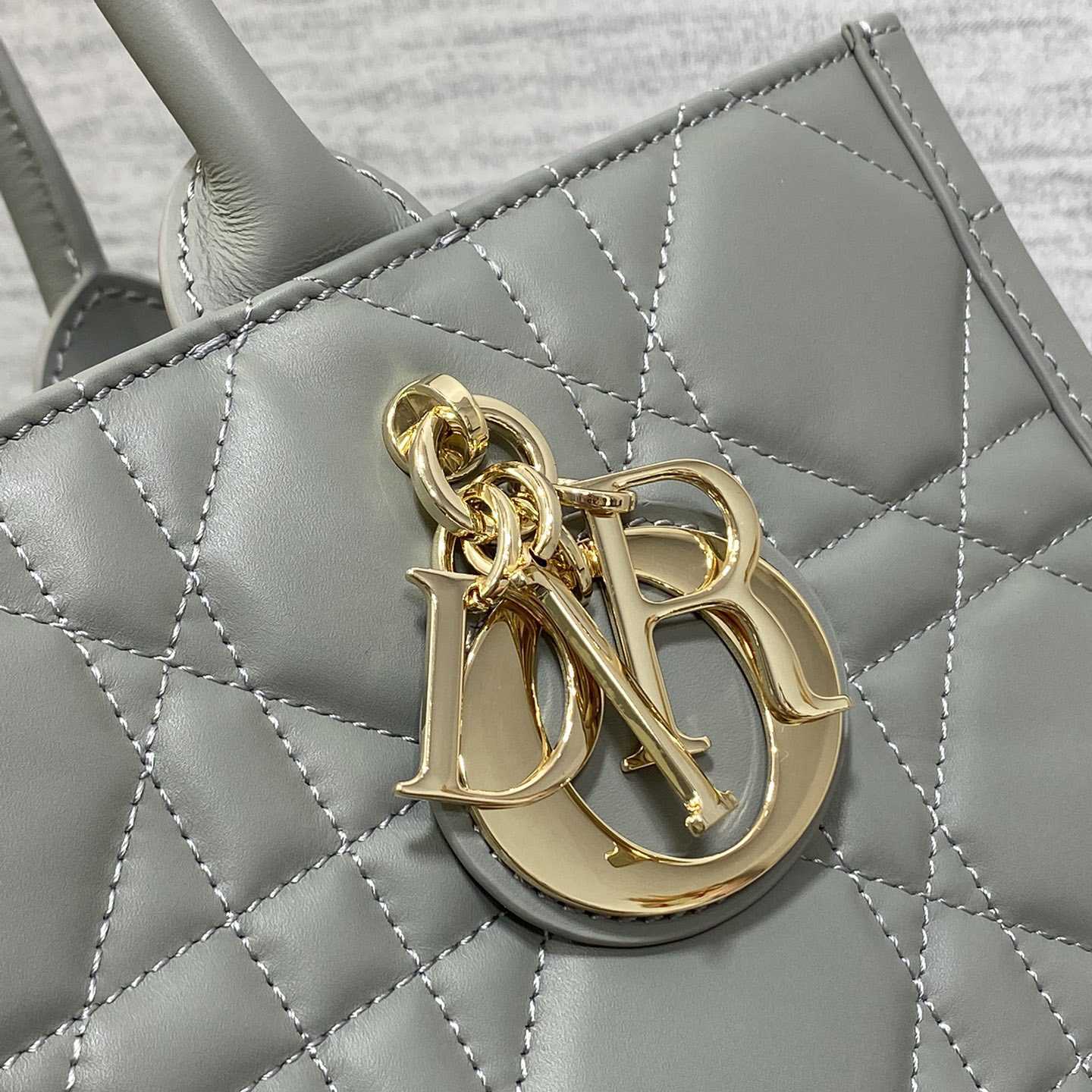 Dior Medium Dior Book Tote - PerfectKickZ