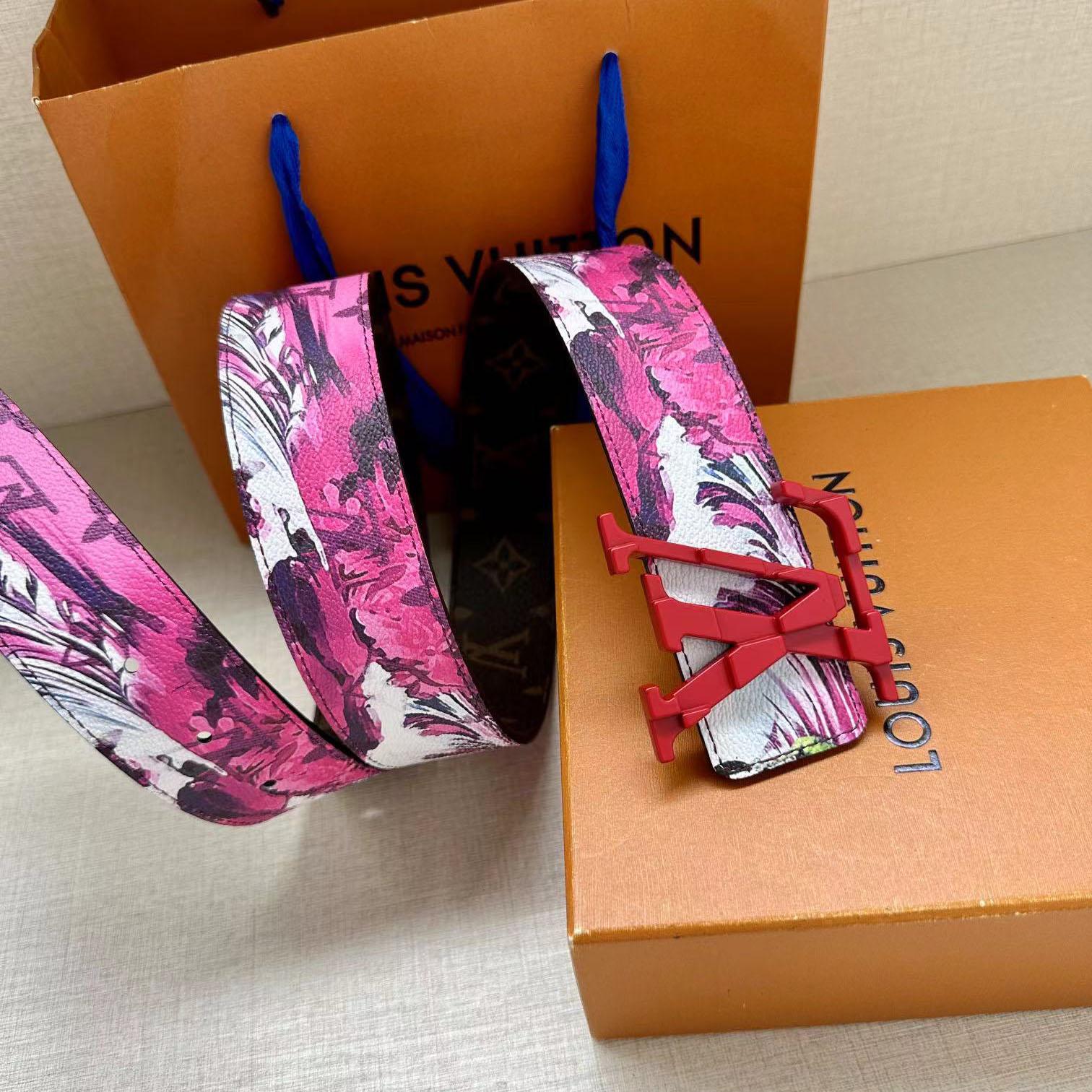 Louis Vuitton LV Tag 40mm Reversible Belt - PerfectKickZ