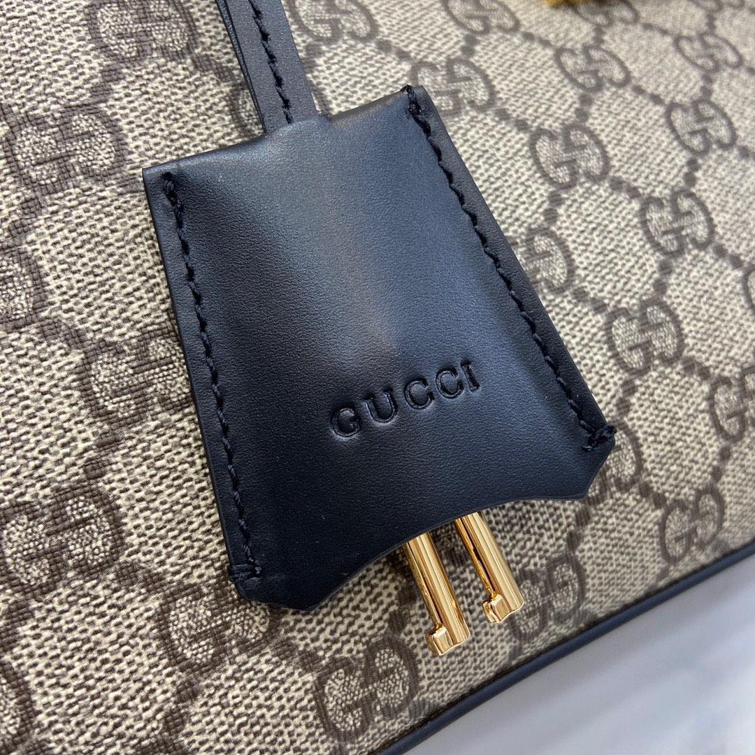 Gucci Padlock GG Medium Shoulder Bag - PerfectKickZ