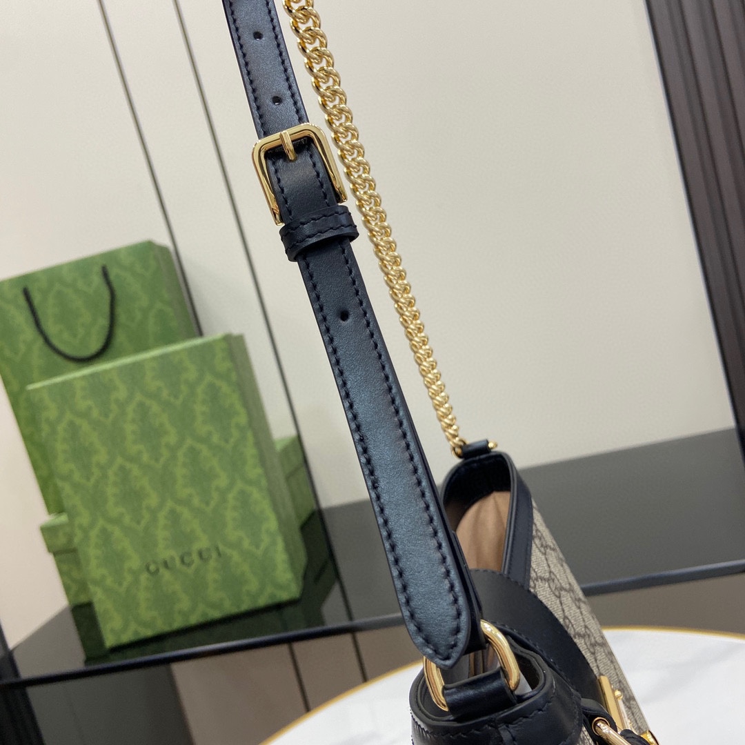 Gucci Padlock GG Medium Shoulder Bag - PerfectKickZ