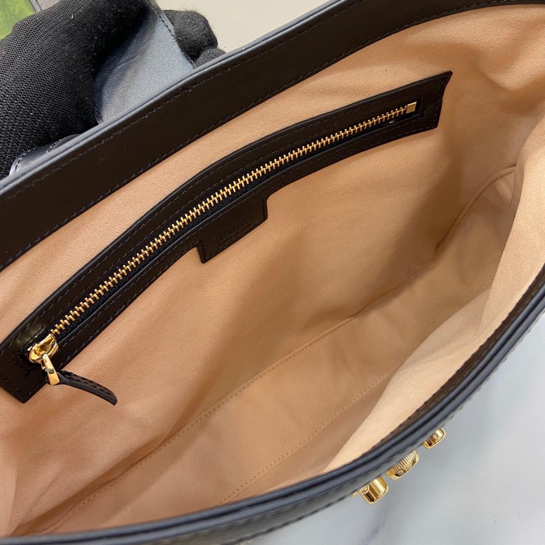 Gucci Padlock GG Medium Shoulder Bag - PerfectKickZ